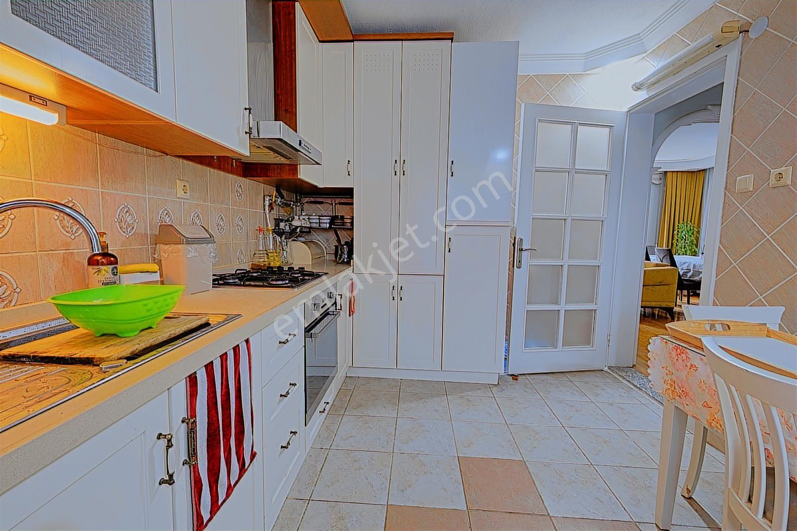 Remax Advantage'de Bahçeli Konforlu 3+1 Kiralık Villa - Görsel 29