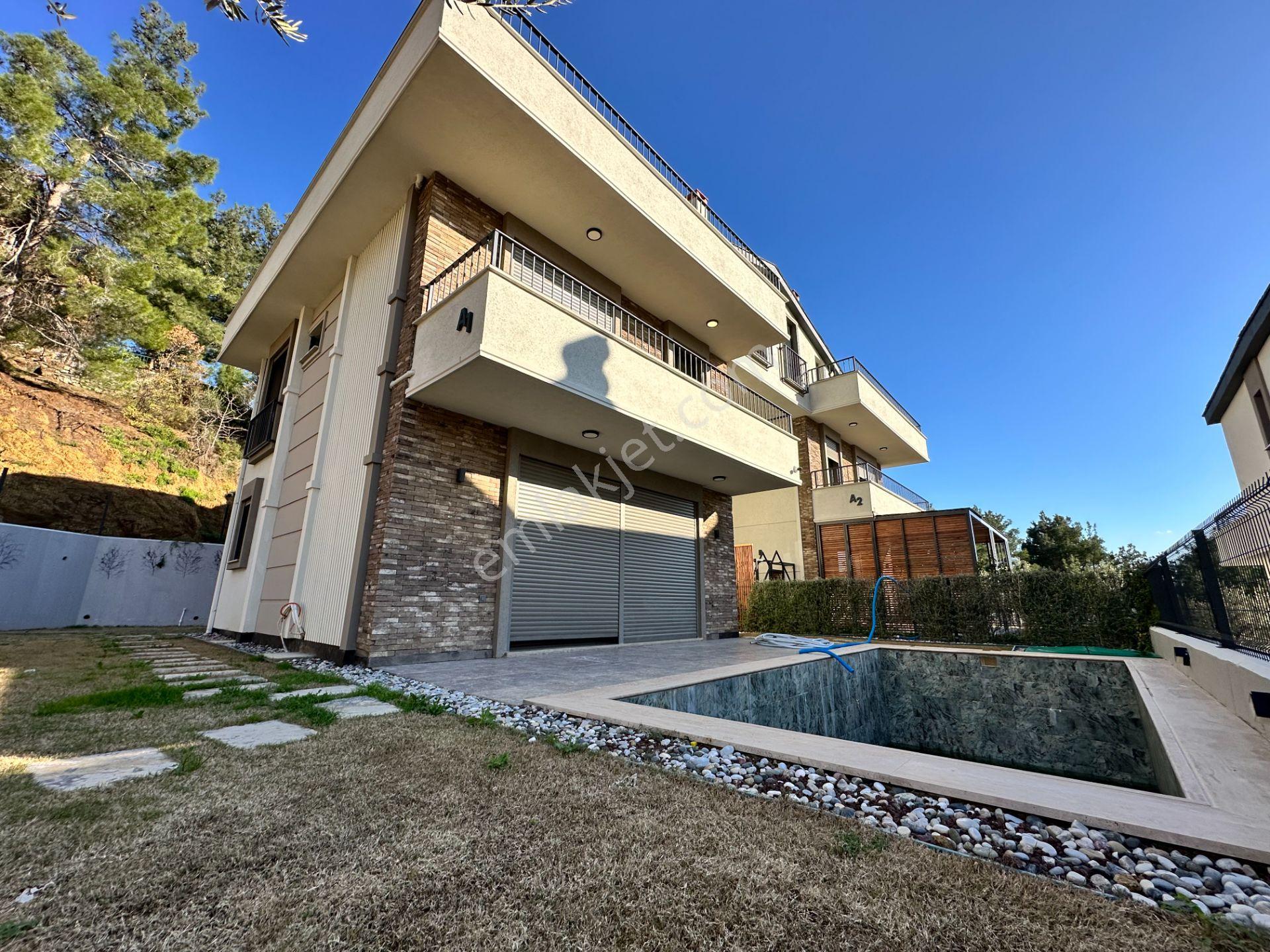 ▀mera Emlaktan Gürede Akıllı Ev Sistemli Havuzlu 4+1 Lüx Villa - Görsel 34