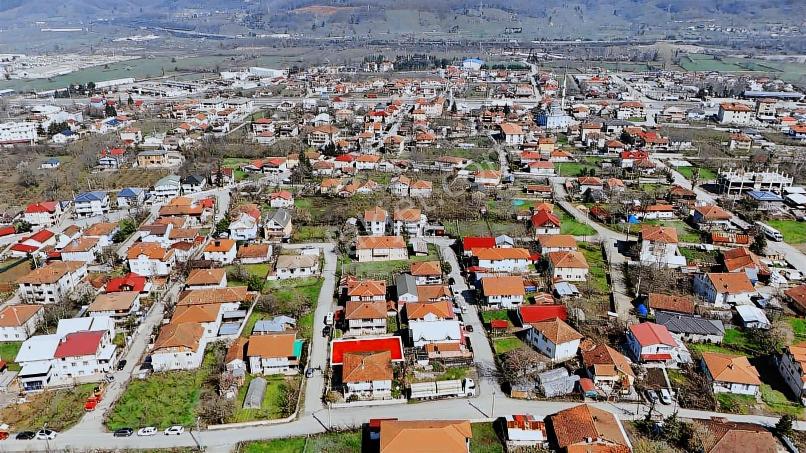 Ruşen Aydın Gyd'dan Kaynaşlı Karaçalı'da Satılık 295 M2 Arsa - Görsel 22