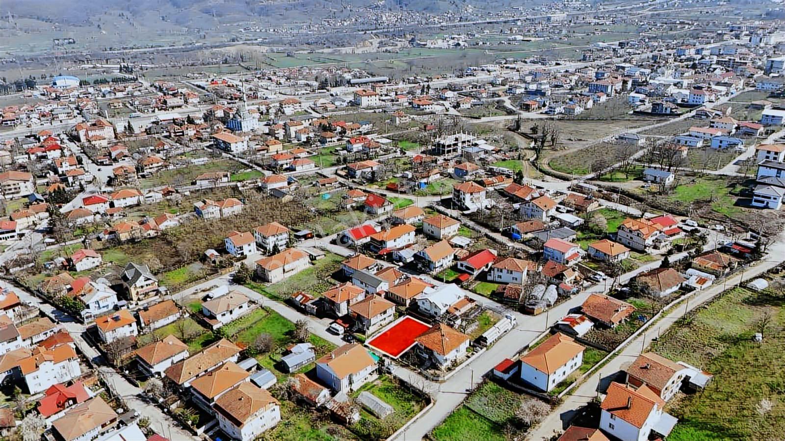 Ruşen Aydın Gyd'dan Kaynaşlı Karaçalı'da Satılık 295 M2 Arsa - Görsel 10