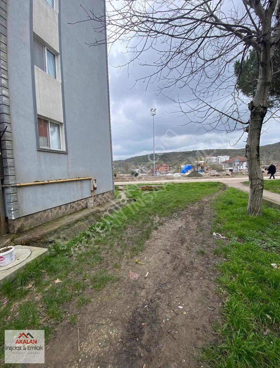 Ferizli Göçmen Konutları'nda Park Ve Hastane Yakını 2+1 Daire - Görsel 8