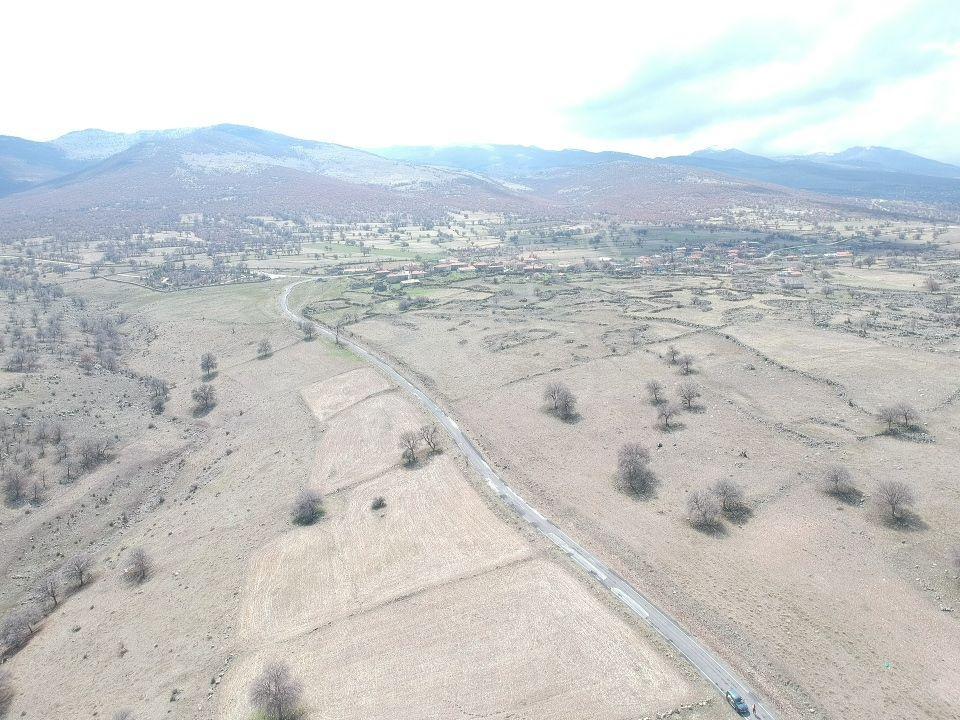 Konya Emirgazi 12.750 M2 Elektrik Su Asfalt Cephe Köy Yanı Arsa - Görsel 25