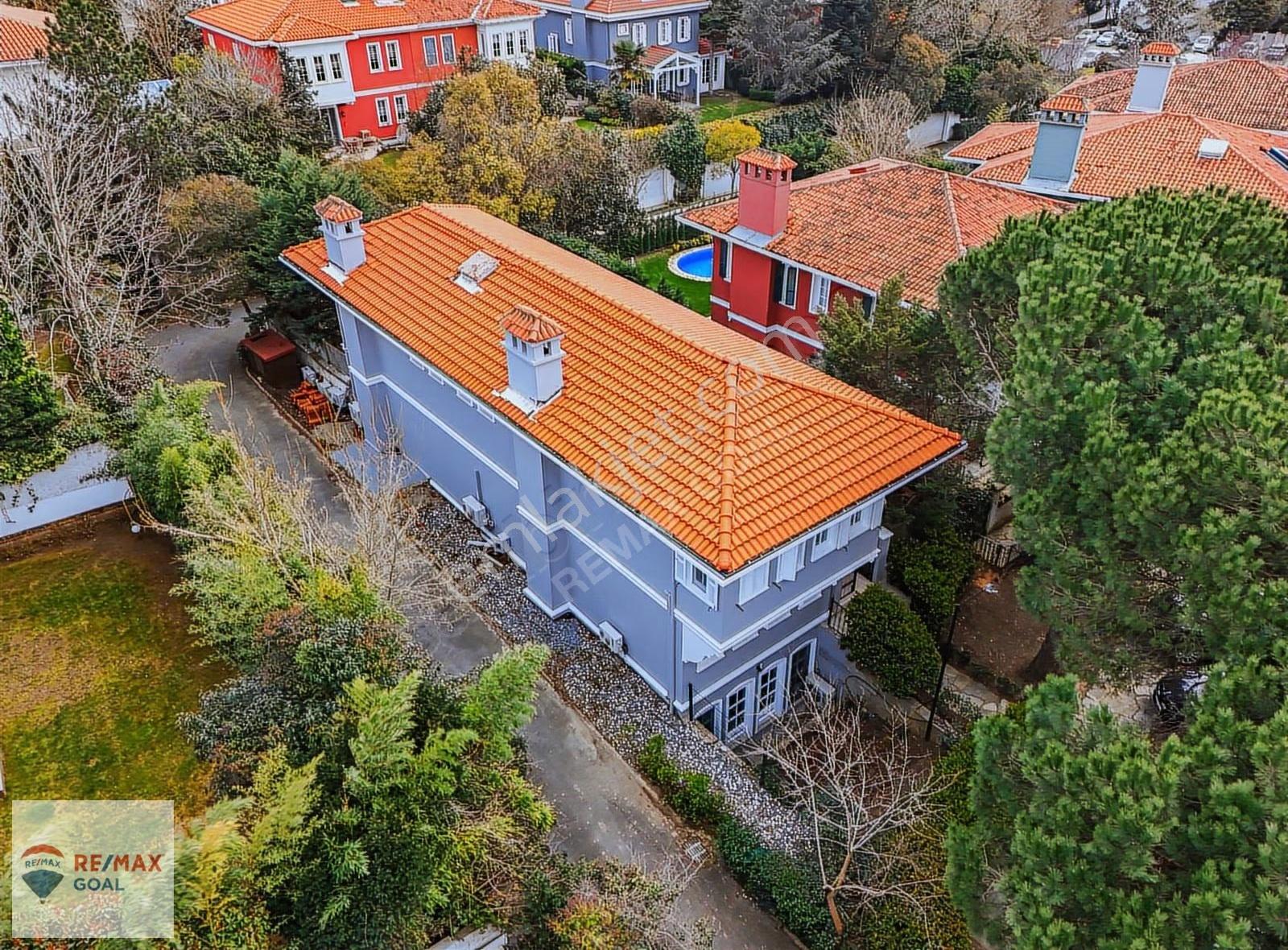 Kemer Country Ana Faz'da Satılık Yenilenmiş 4+2 Lüks Villa - Görsel 10