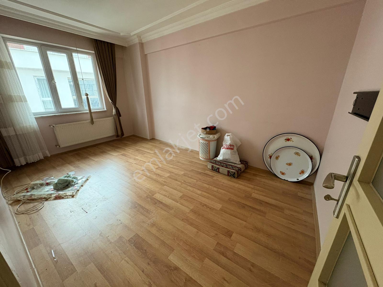 Büyükdere Mh Kullanışlı Fırsat Konum Cambalkonlu 2+1 Daire So-2 - Görsel 5