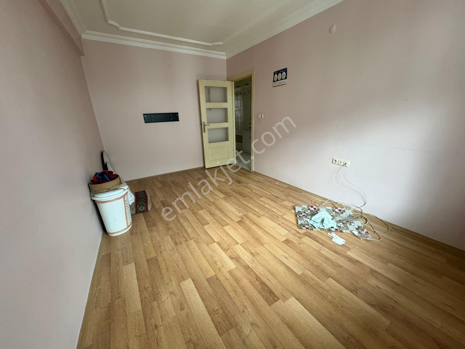 Büyükdere Mh Kullanışlı Fırsat Konum Cambalkonlu 2+1 Daire So-2 - Görsel 6