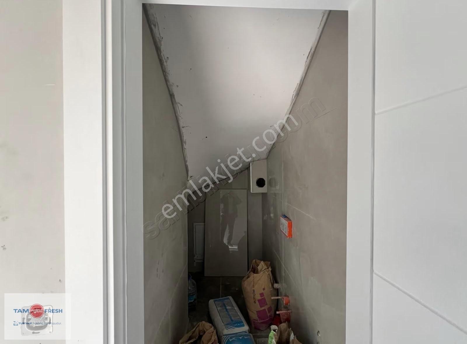 Menderes Oğlananası Sıfır 4+1 Havuzlu Tripleks Villa - Görsel 28