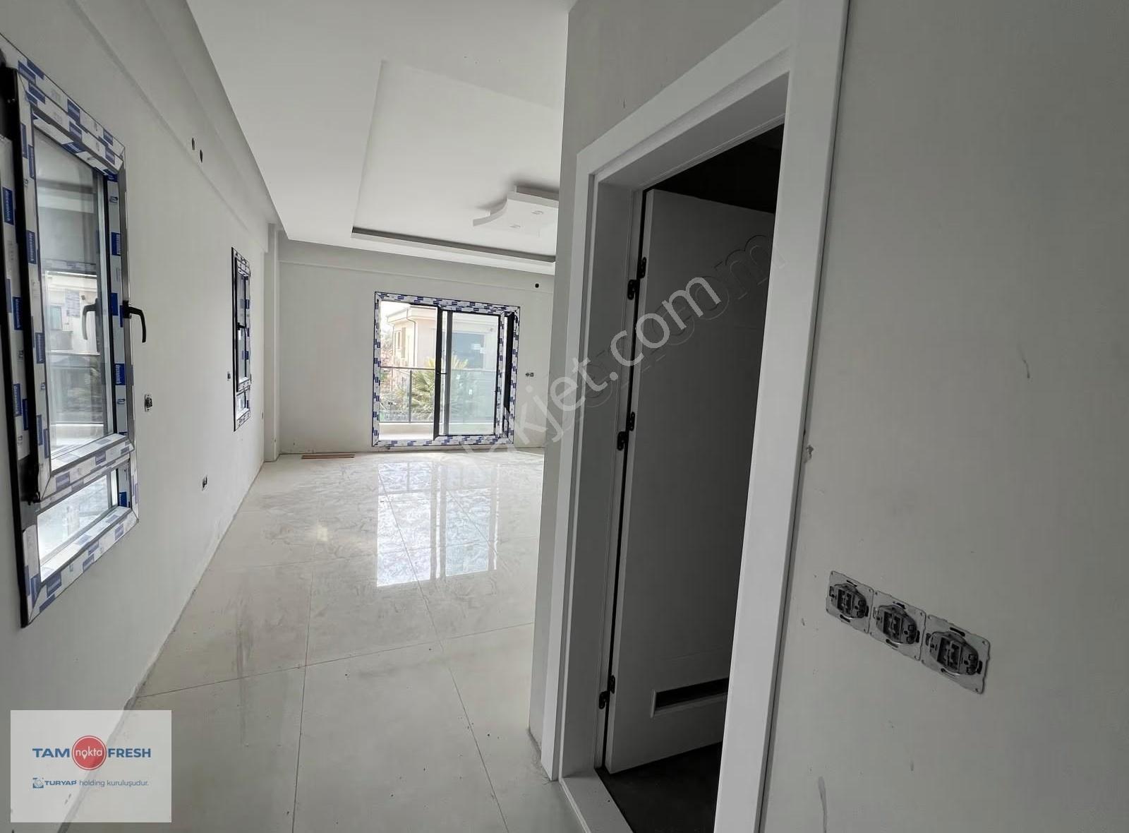 Menderes Oğlananası Sıfır 4+1 Havuzlu Tripleks Villa - Görsel 11