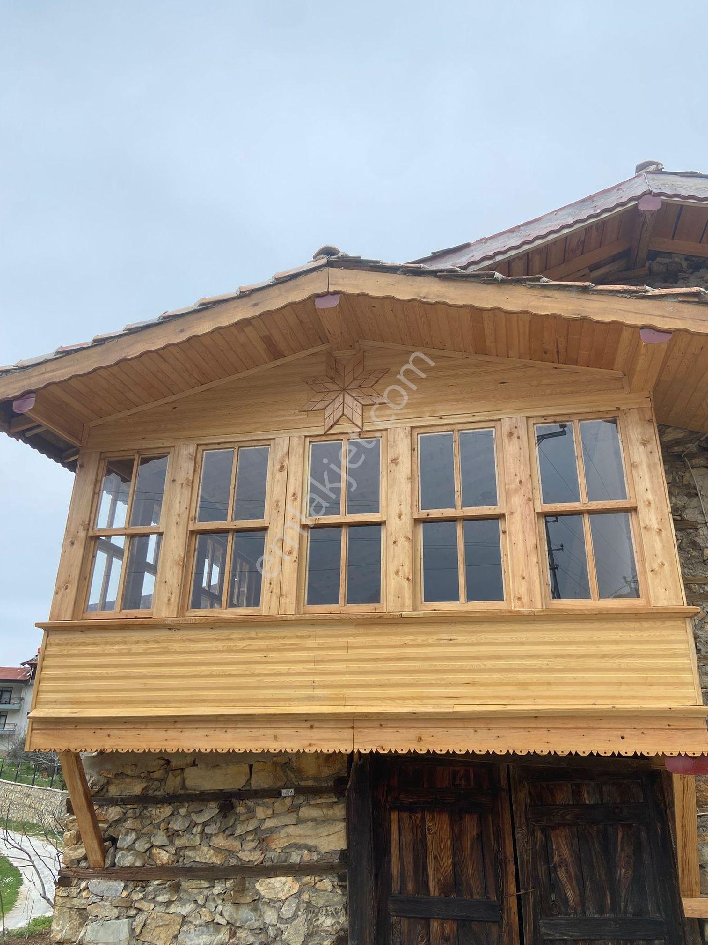 İki Katlı Bahçeli Köy Evi - Görsel 13