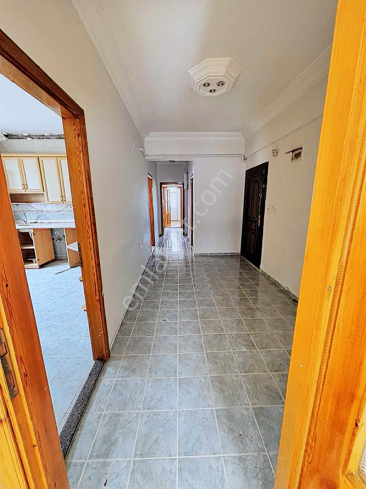 Vali Konağında Çift Cephe 3+1 Kiralık Daire - Görsel 13