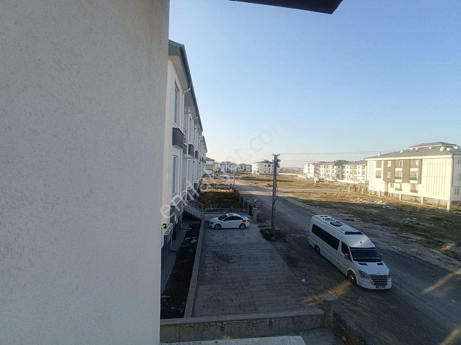 Aratol İstiklal Ara Kat Köşe Daire - Görsel 2