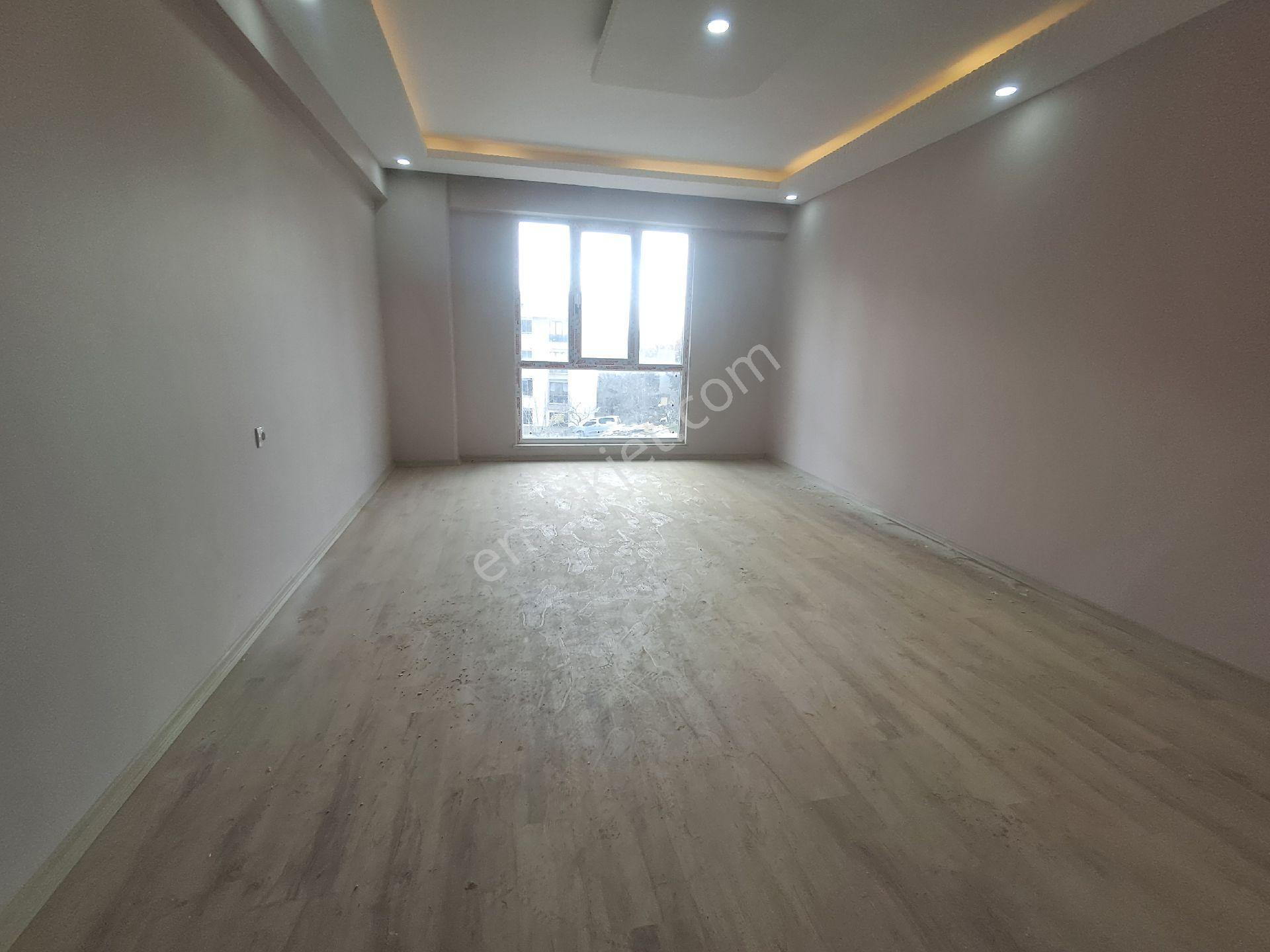 Ekşioğlu'ndan Tekirdağ Süleymanpaşa Çiftlikönü Mahallesi 3+1 Satılık Daire