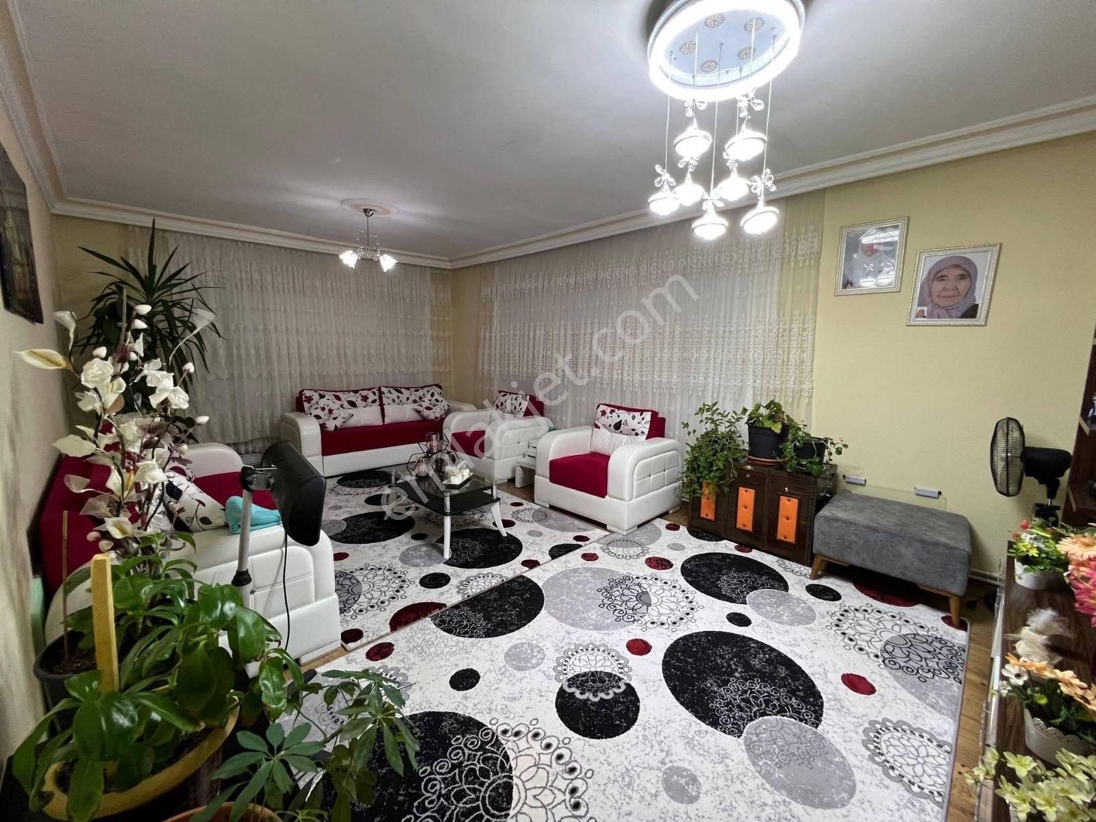 Çarşı Merkez 3+1 Geniş Bakımlı Daire - Görsel 12