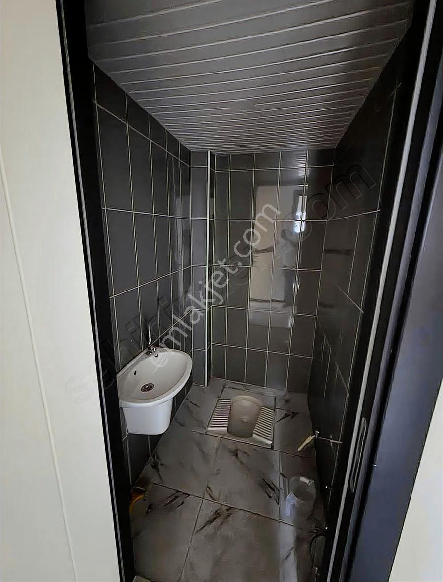 Evin'den Orhangazi Mah Teras Katlı Kiralık 3+1 Açık Mutfak - Görsel 15