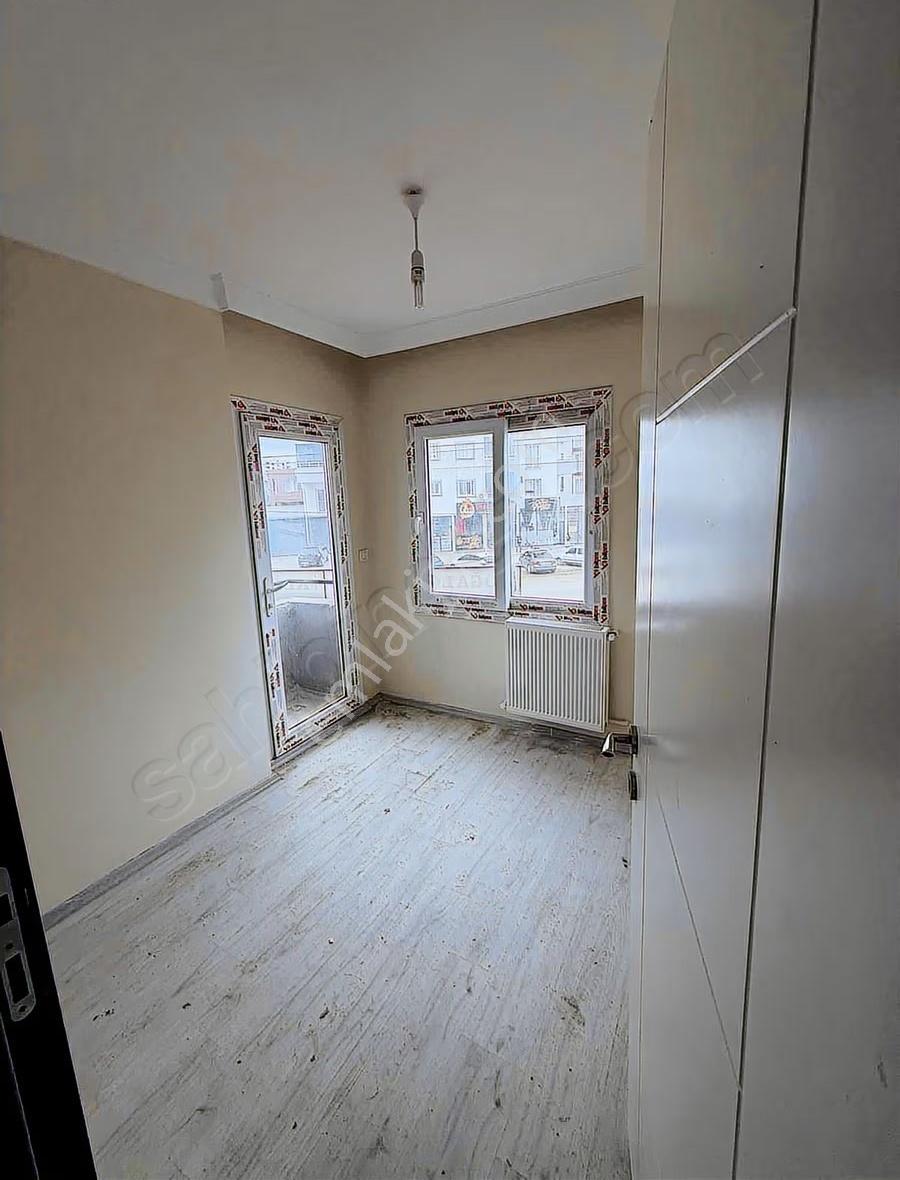 Evin'den Orhangazi Mah Teras Katlı Kiralık 3+1 Açık Mutfak - Görsel 18