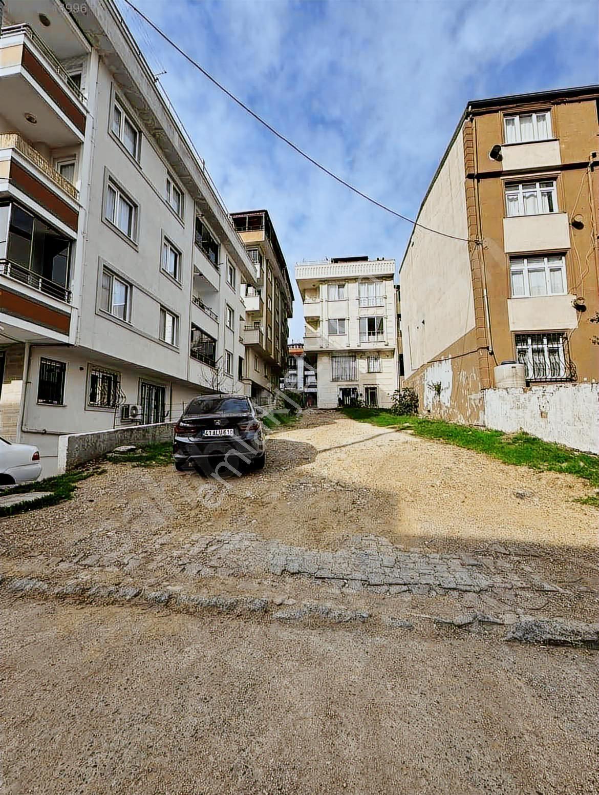Güvercintepe'de Satılık İmarlı Arsa