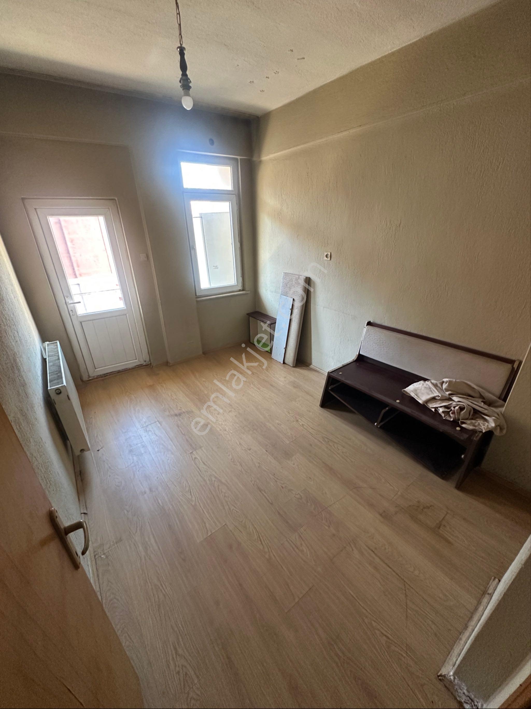 Isparta Çarşı Merkezde Tek Tapu 2 Daire - Görsel 3