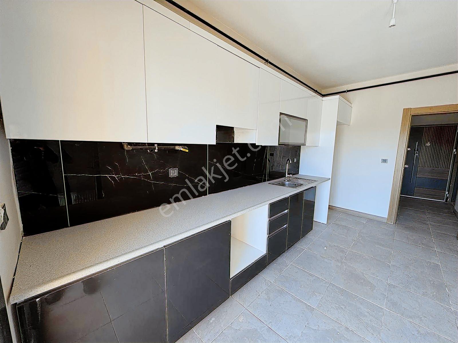 Kayaşehir Toki 26.bölgede 2+1 105 M2 Borçsuz Satılık Daire