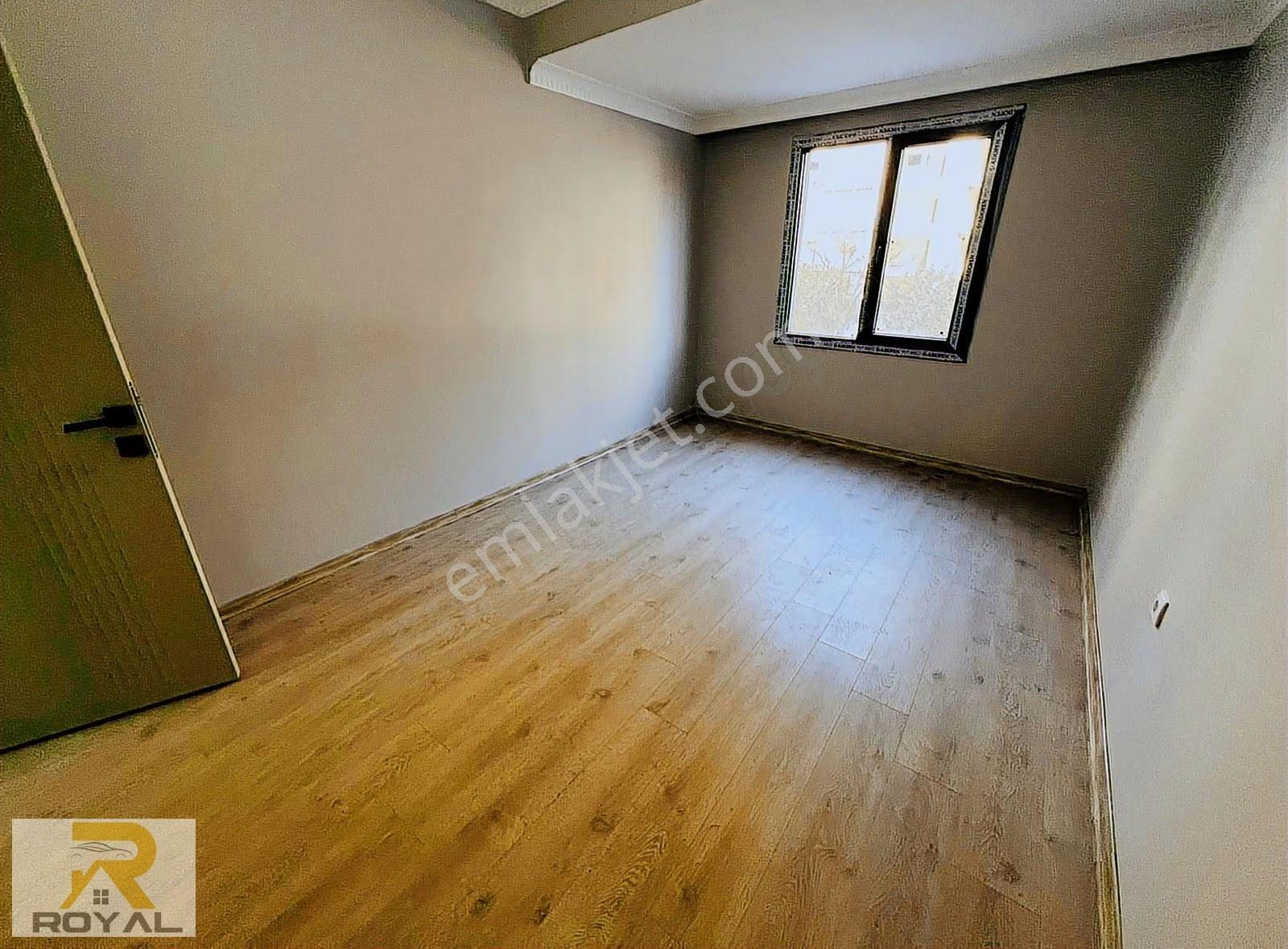 Royal'den Cumhuriyet Mah'de 2+1 Kullanışlı Ara Kat Daire - Görsel 2