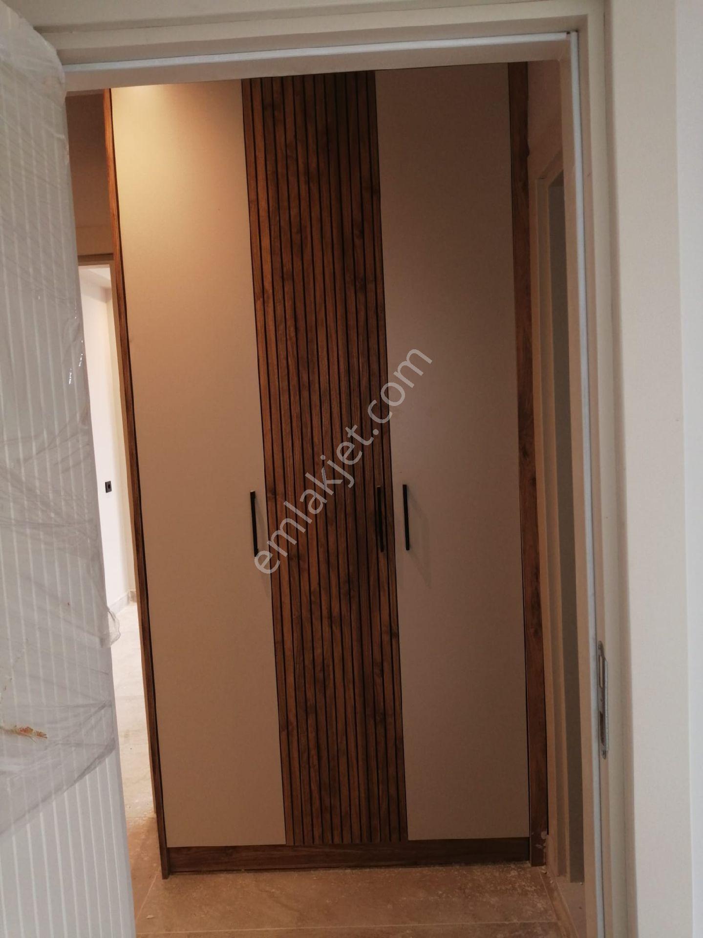 Erdemli Merkez Mahallesi'nde Kiralık 1+1 Ofis - Görsel 4