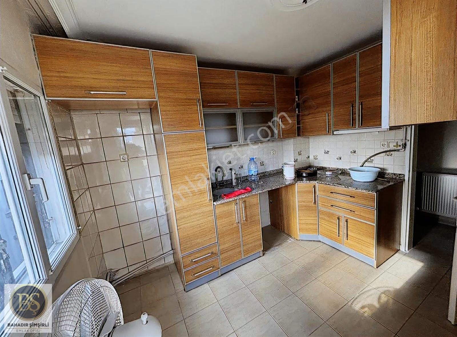 Bahadır Şimşirli'den Anayol Üzeri 4.kat Kiralık 2+1 Daire - Görsel 2