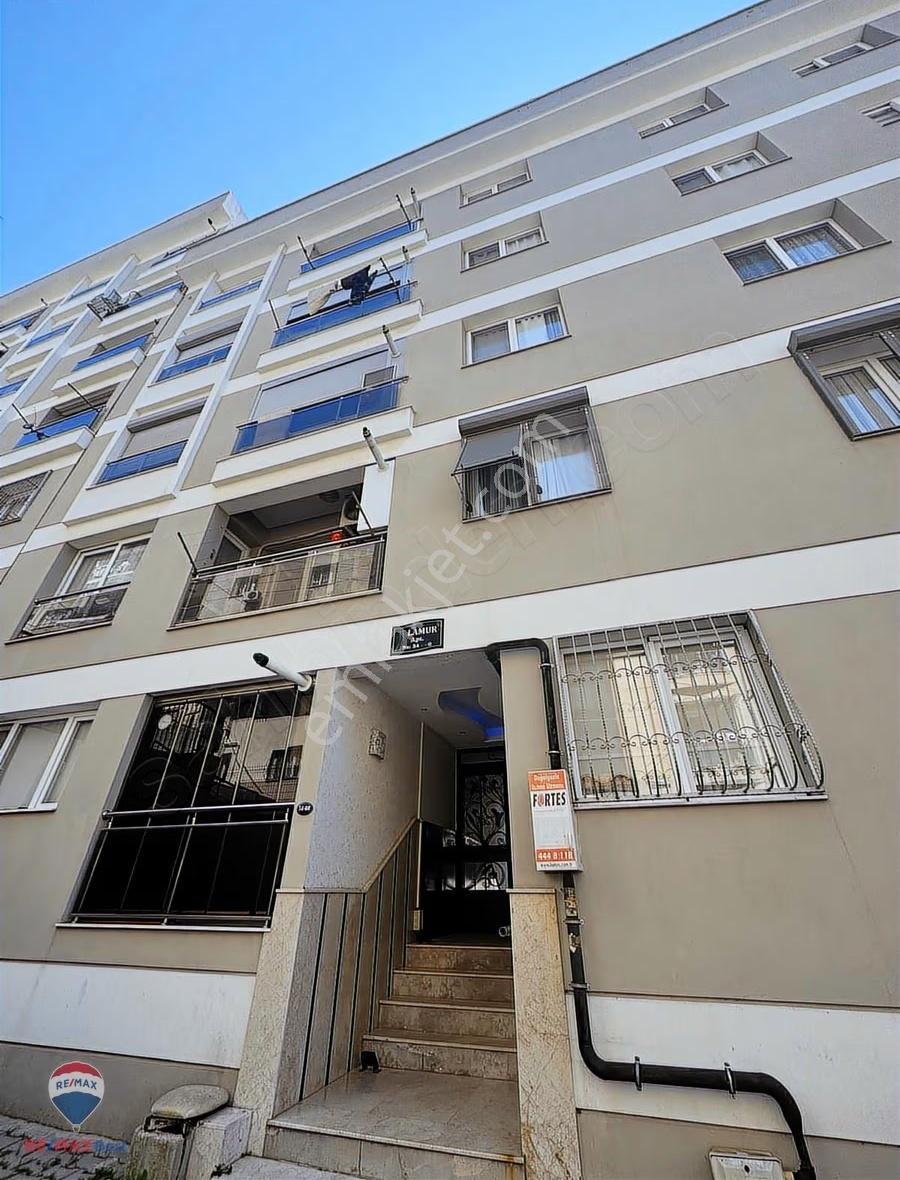 10 Konak Zafertepe Mahallesı 2+1 Satılık Daıre - Görsel 15