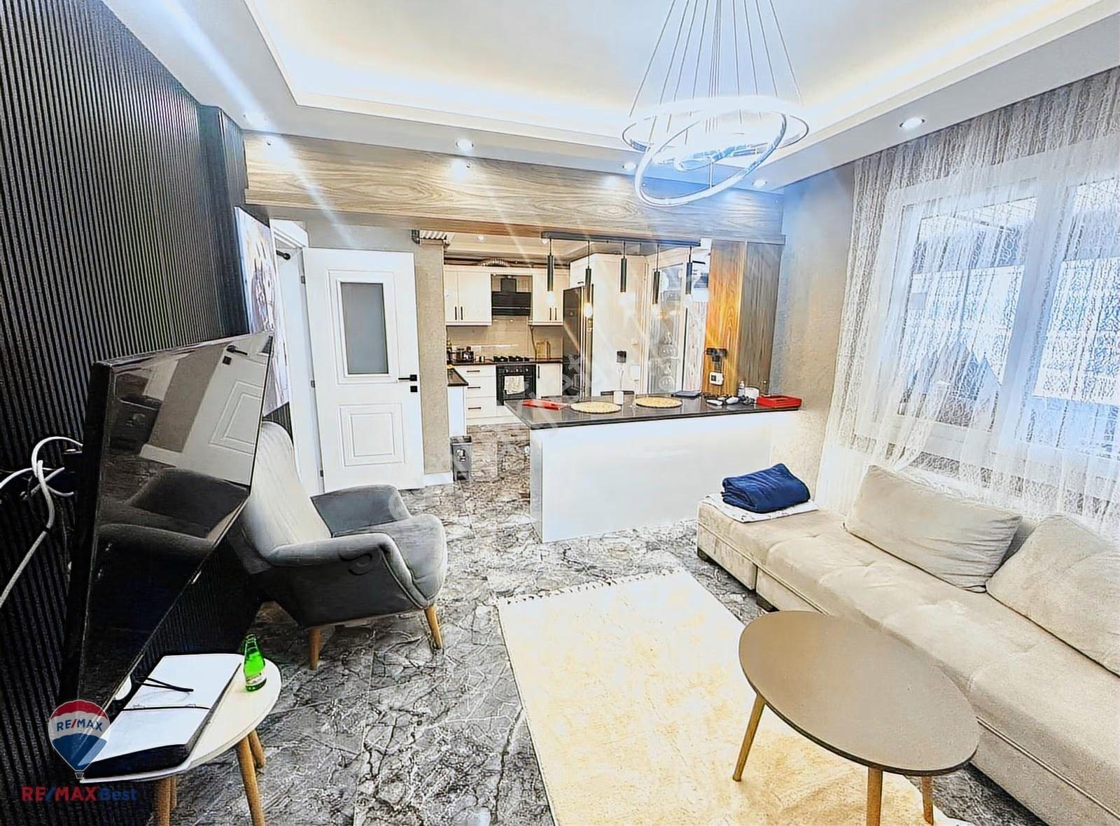 60 Bornova İnönü Mahallesi'nde Bahçeli ,teraslı Tadilatlı Daire - Görsel 6