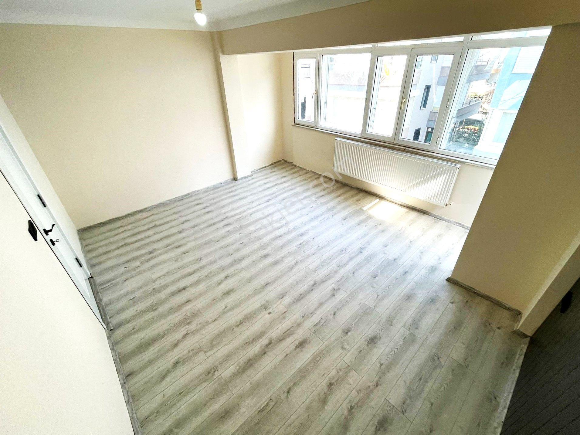Aygülden Akçay Merkez'de Kordona 100 Mt Ön Cephe Ayrı Mutfak Doğalgazlı Masrafsız 2+1 Satılık Daire - Görsel 19