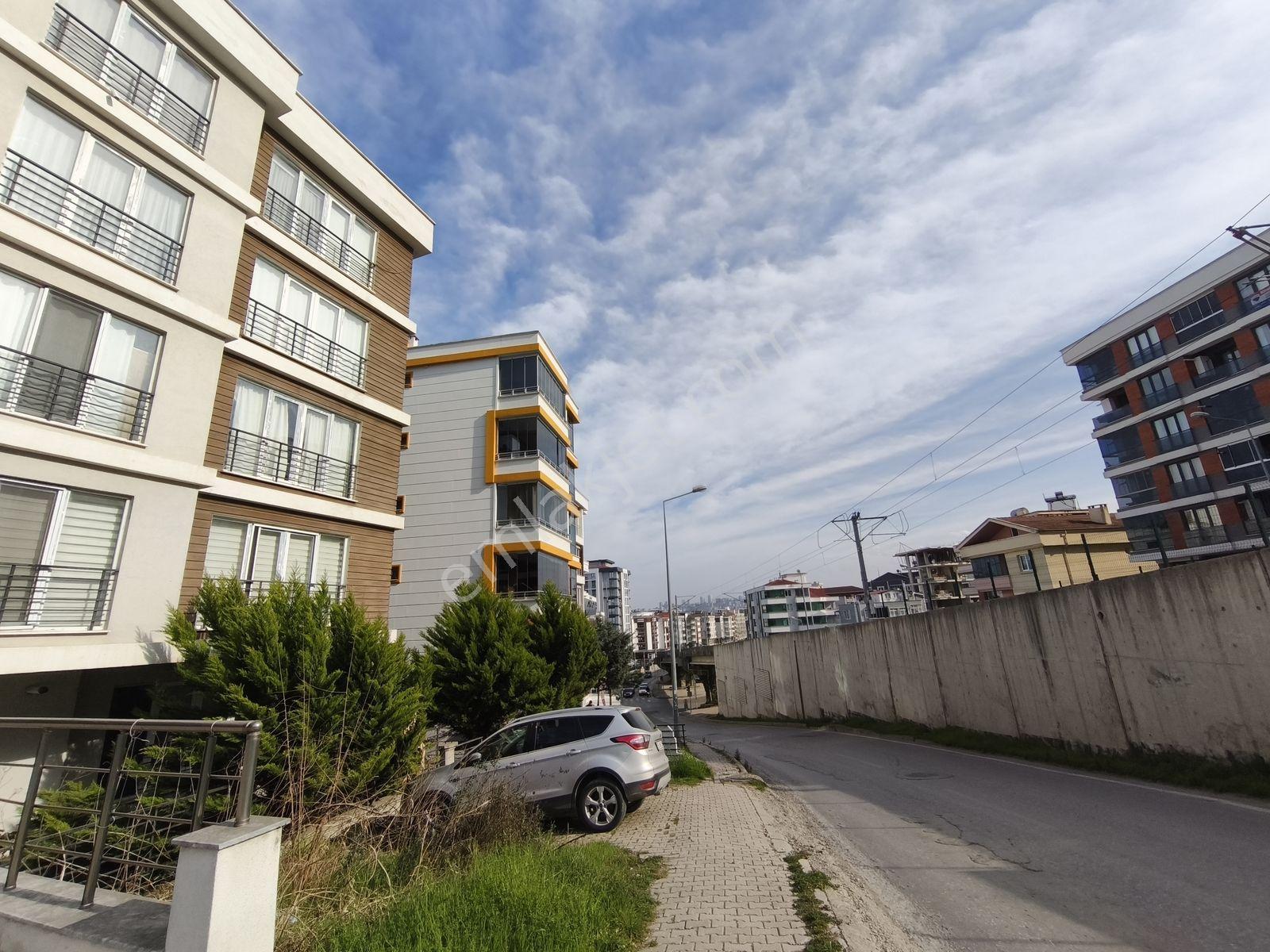 Truva/nazım Demirci'den Tramvay Altında Satılık Eşyalı 1+1 Daire - Görsel 27