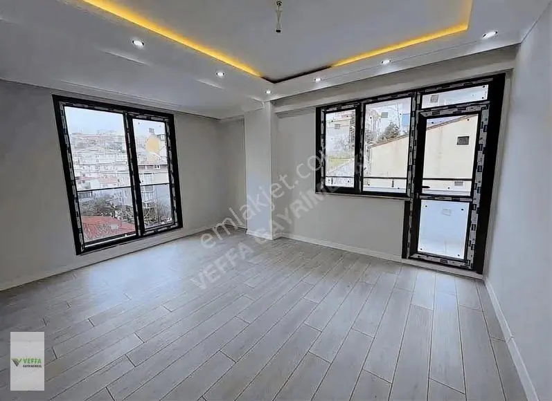 Çayırova Emekte Satılık 3+1 Lüks Ara Kat