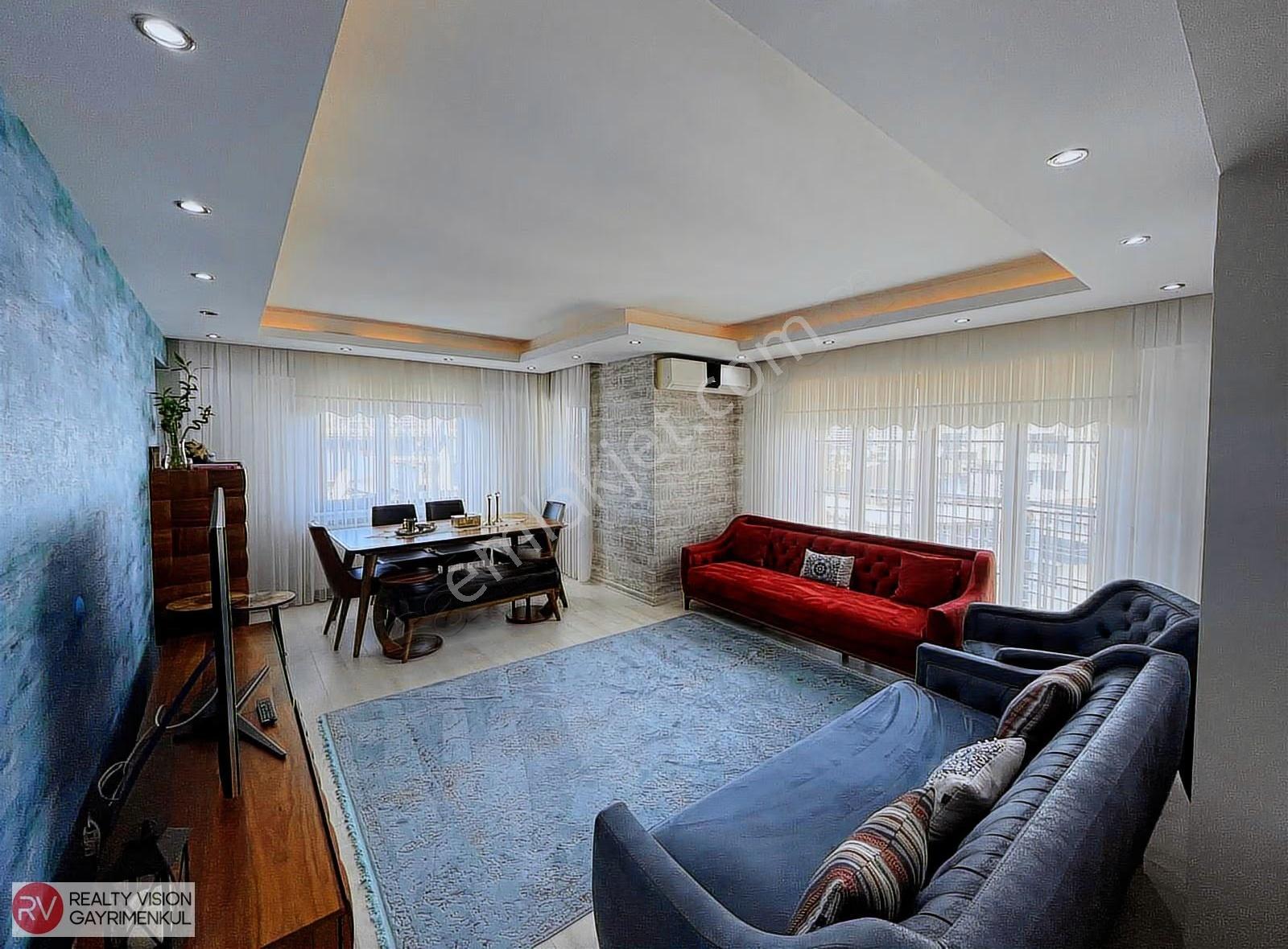 Kartal Esentepe'de 4+2 Dubleks Daire - 190m² Net Kullanım Alanı