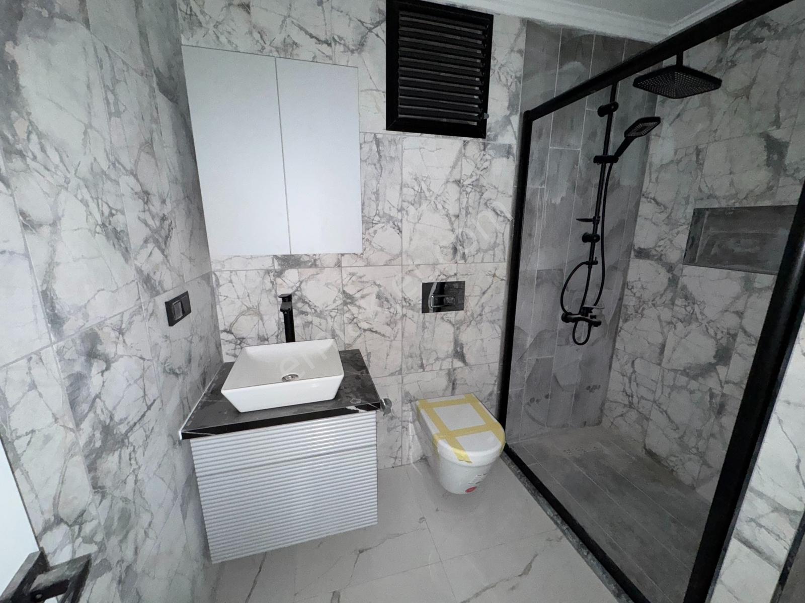 Zeybek Emlaktan Kuzey Park Konutlarında 1+1 Dairemiz Kiralık - Görsel 33