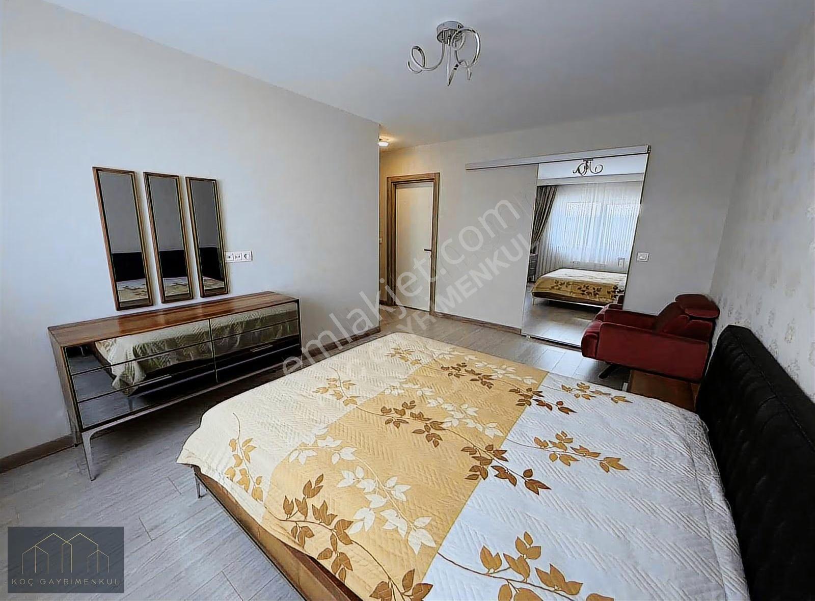 Koç Gayrimenkul'den Kaşmir Yonca'da 5+1 Ara Kat Satılık Daire