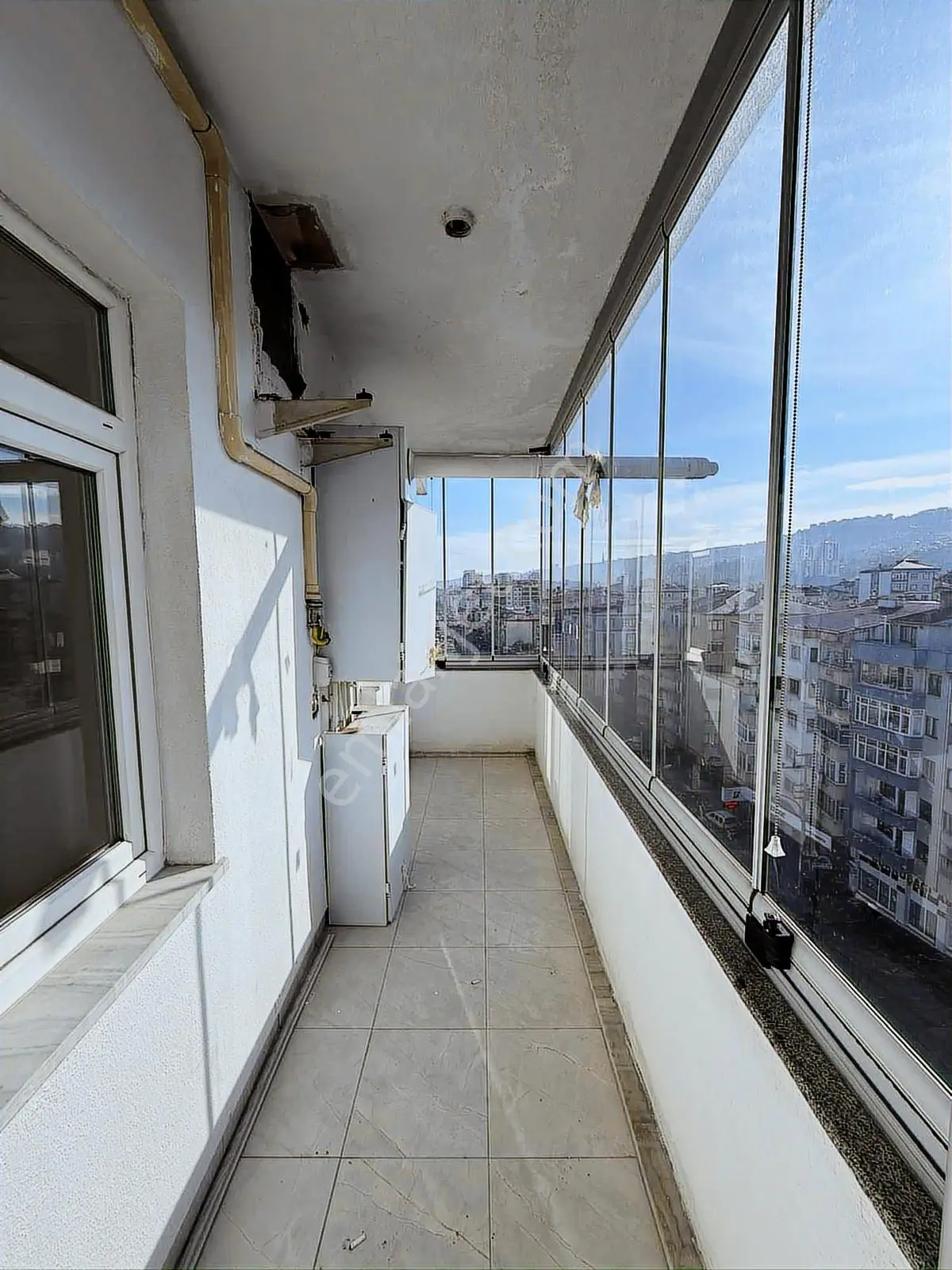 Trabzonda Yaykacıkta Cadde Üstü Daire - Görsel 18