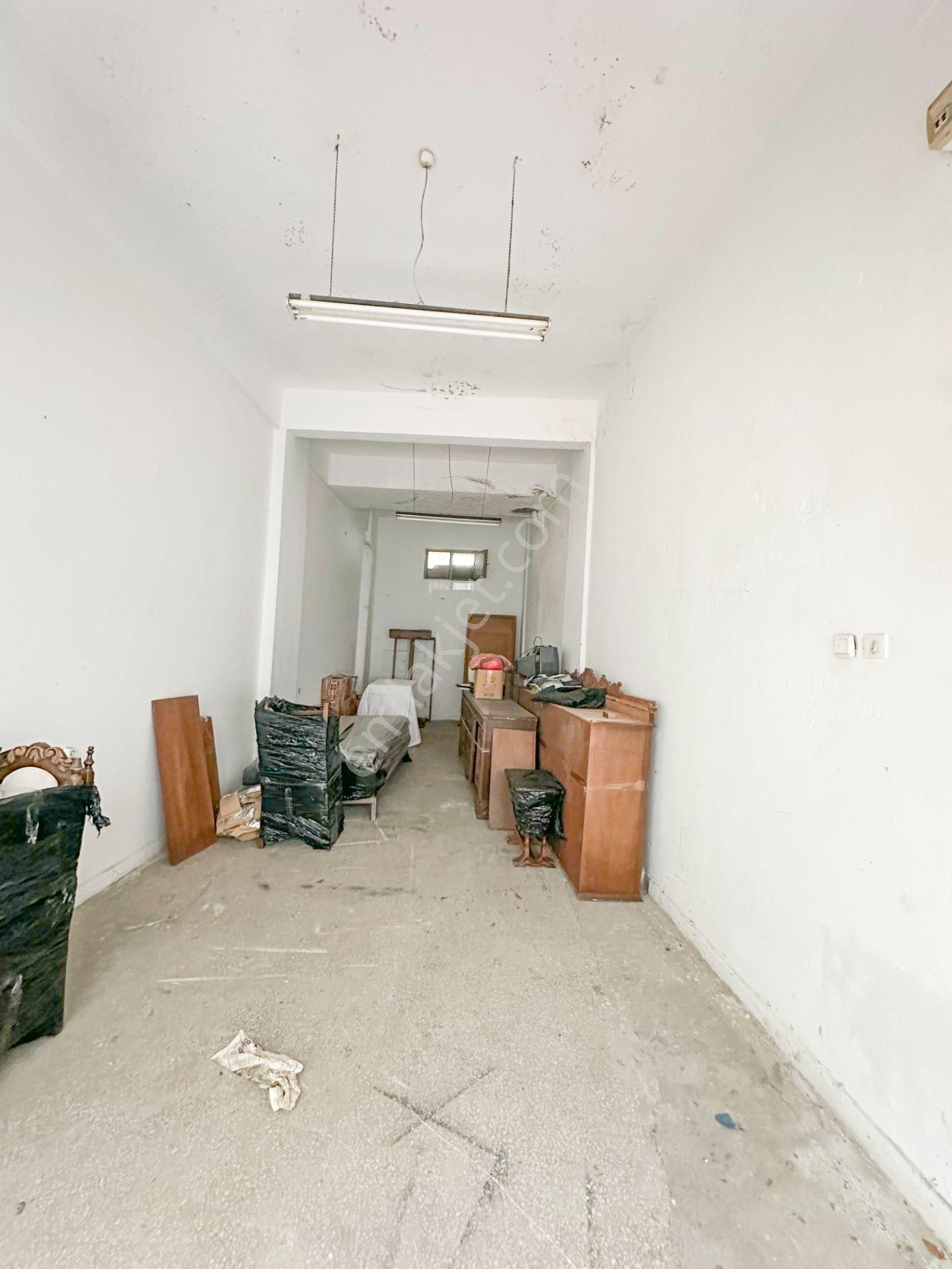 İstiklal Okulu Arasında 25 M2 Satılık Dükkan - Görsel 7