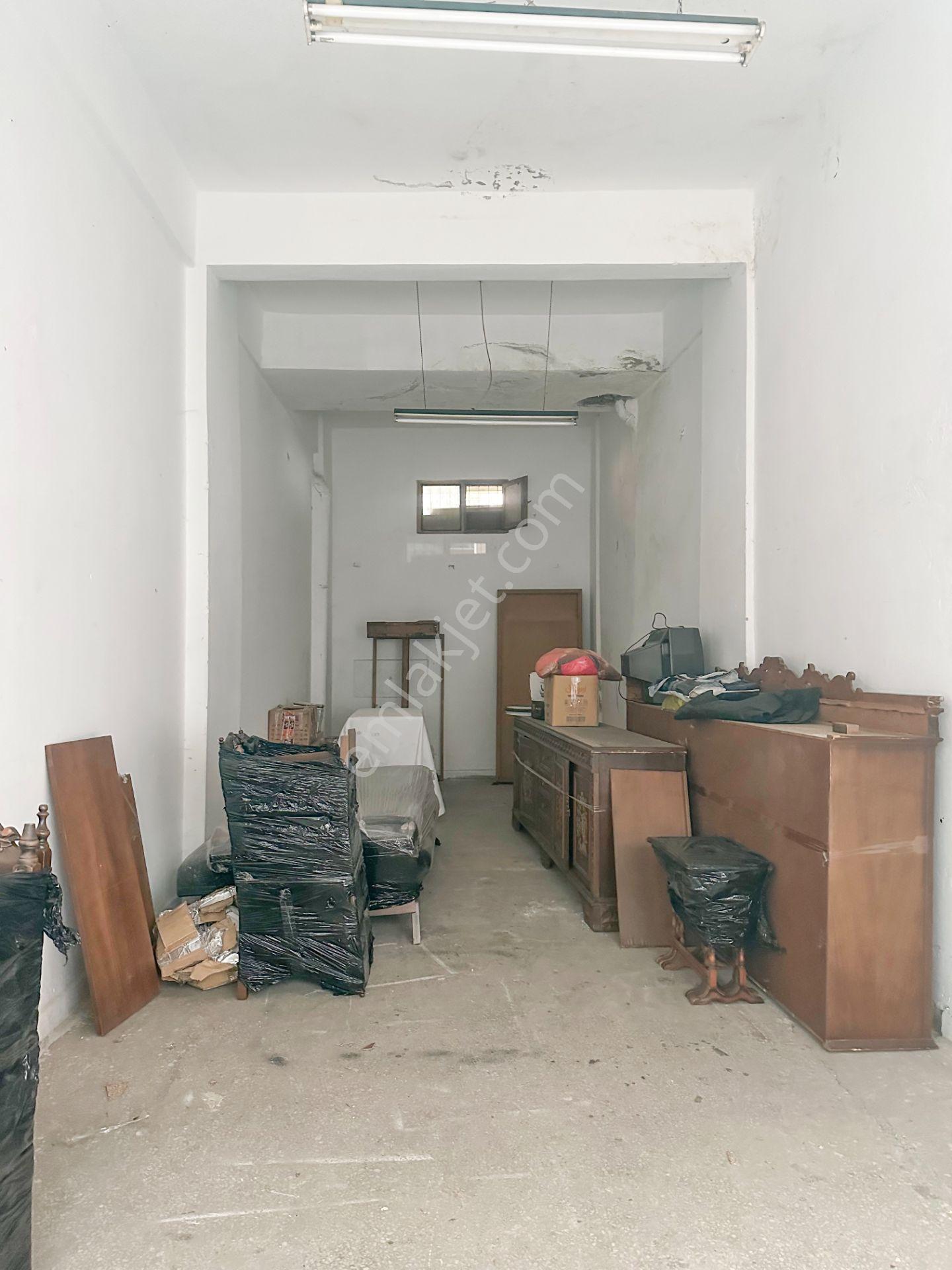 İstiklal Okulu Arasında 25 M2 Satılık Dükkan - Görsel 4