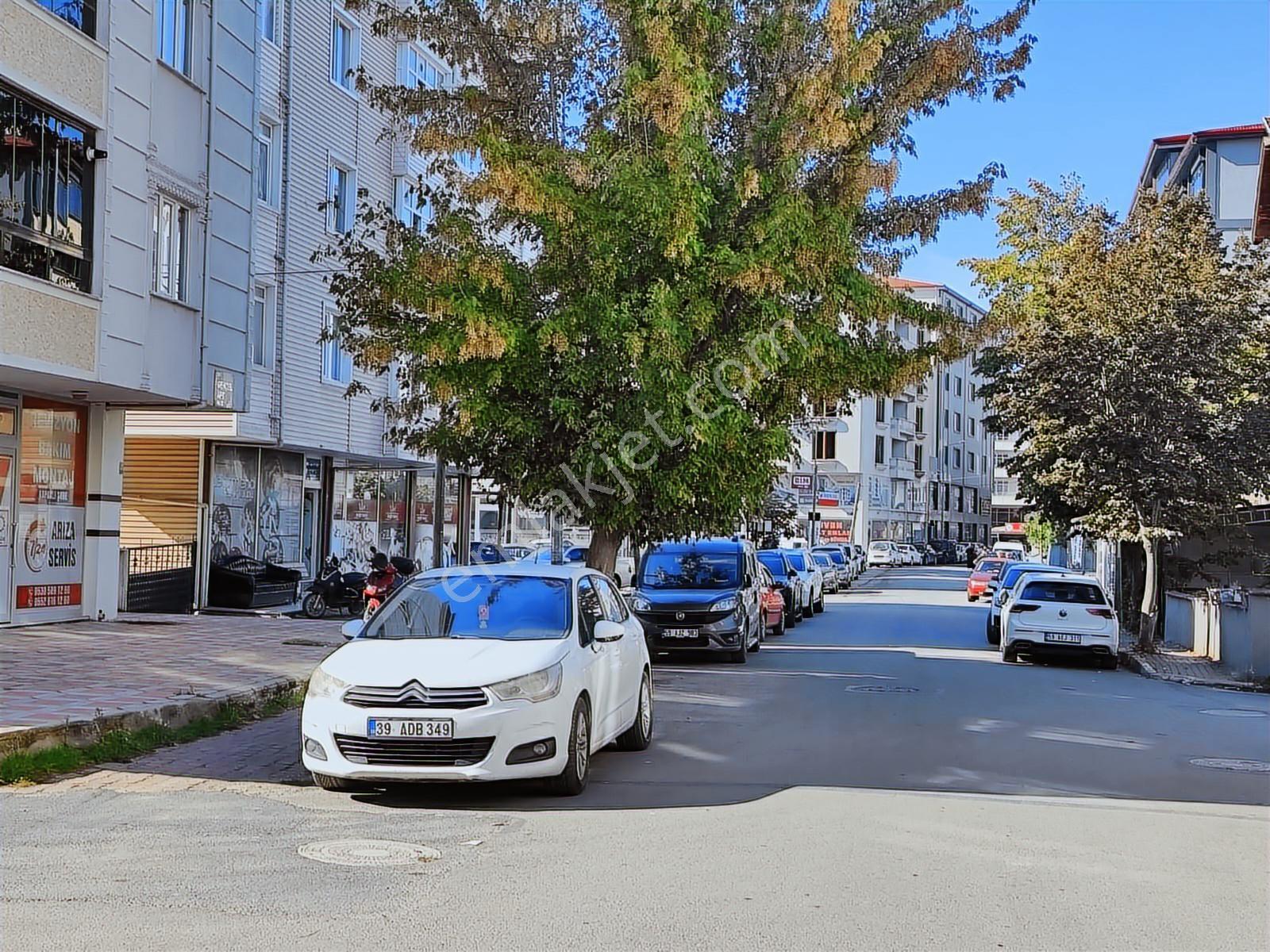 Cumhuriyet Mah.güven Caddesi Cadde Cephe Hazır Kiracılı Dükkan - Görsel 16