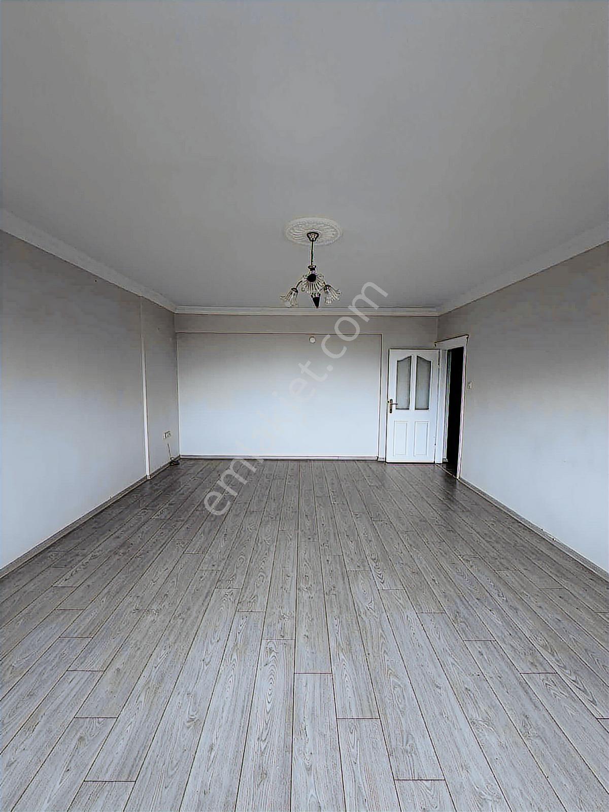 3+1 Deniz Manzaralı, 155 M² Full Yenilenmiş Kiralık Daire - Görsel 17