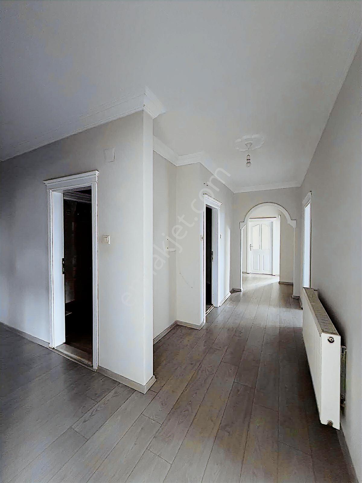 3+1 Deniz Manzaralı, 155 M² Full Yenilenmiş Kiralık Daire - Görsel 24