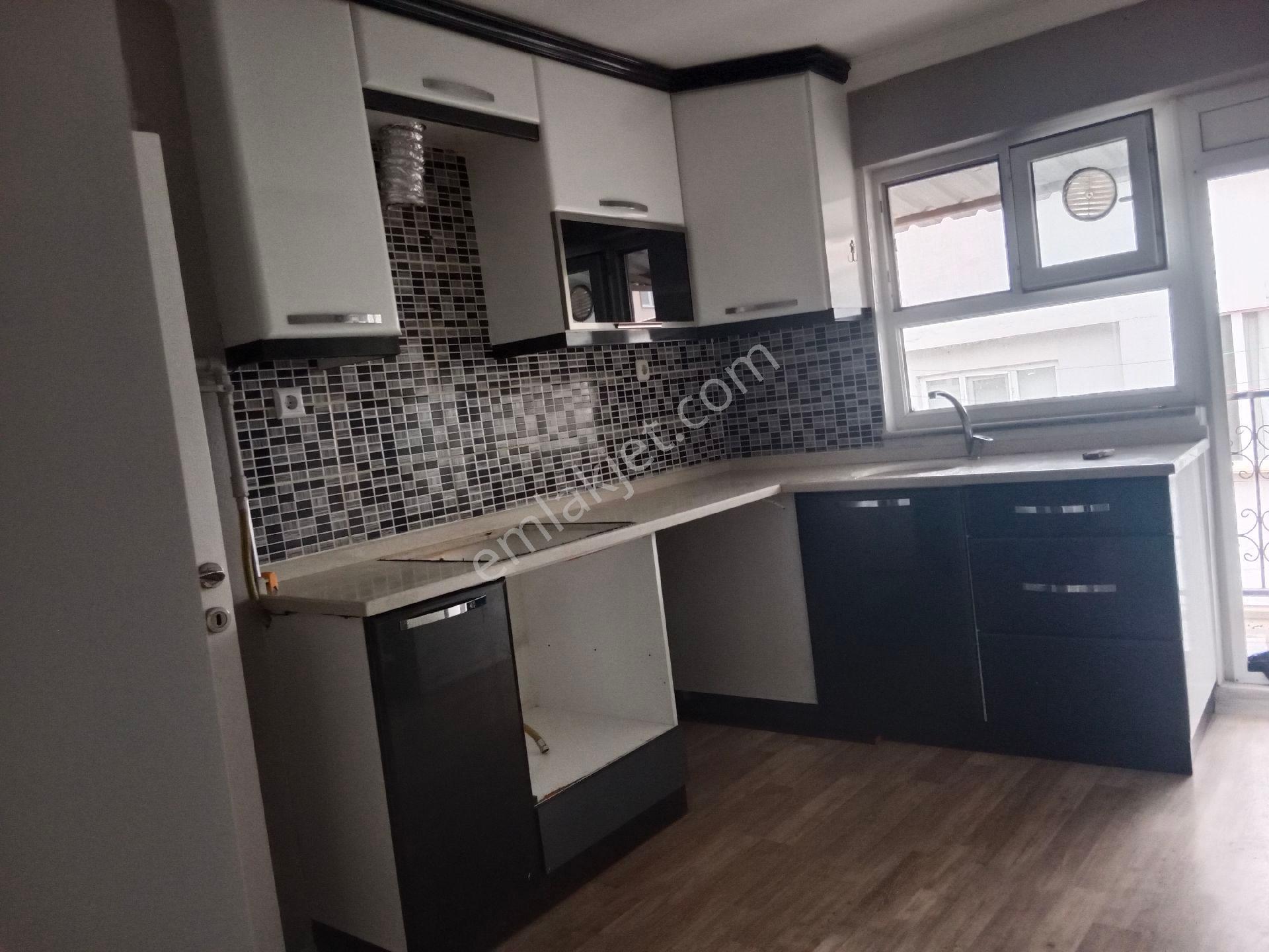 Mustafakemalpaşa Merkezde 2+1 Masrafsız Satılık Daire