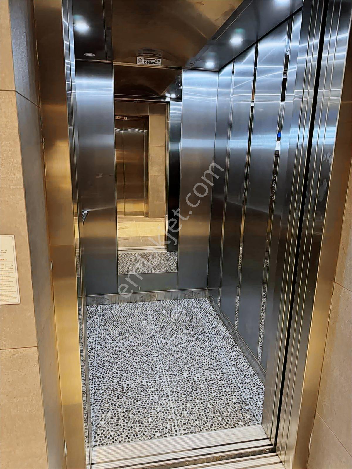 Torbalı Da Havuzlu Güvenlikli Sitede Kiralık 3+1 Daire - Görsel 11