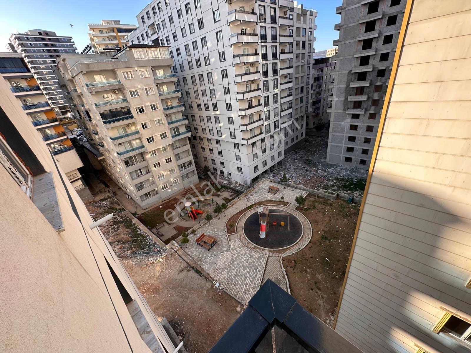 Dinç Emlaktan Kiralık Ultra Lüks 1+1 Daire Hastane Konumlu - Görsel 24
