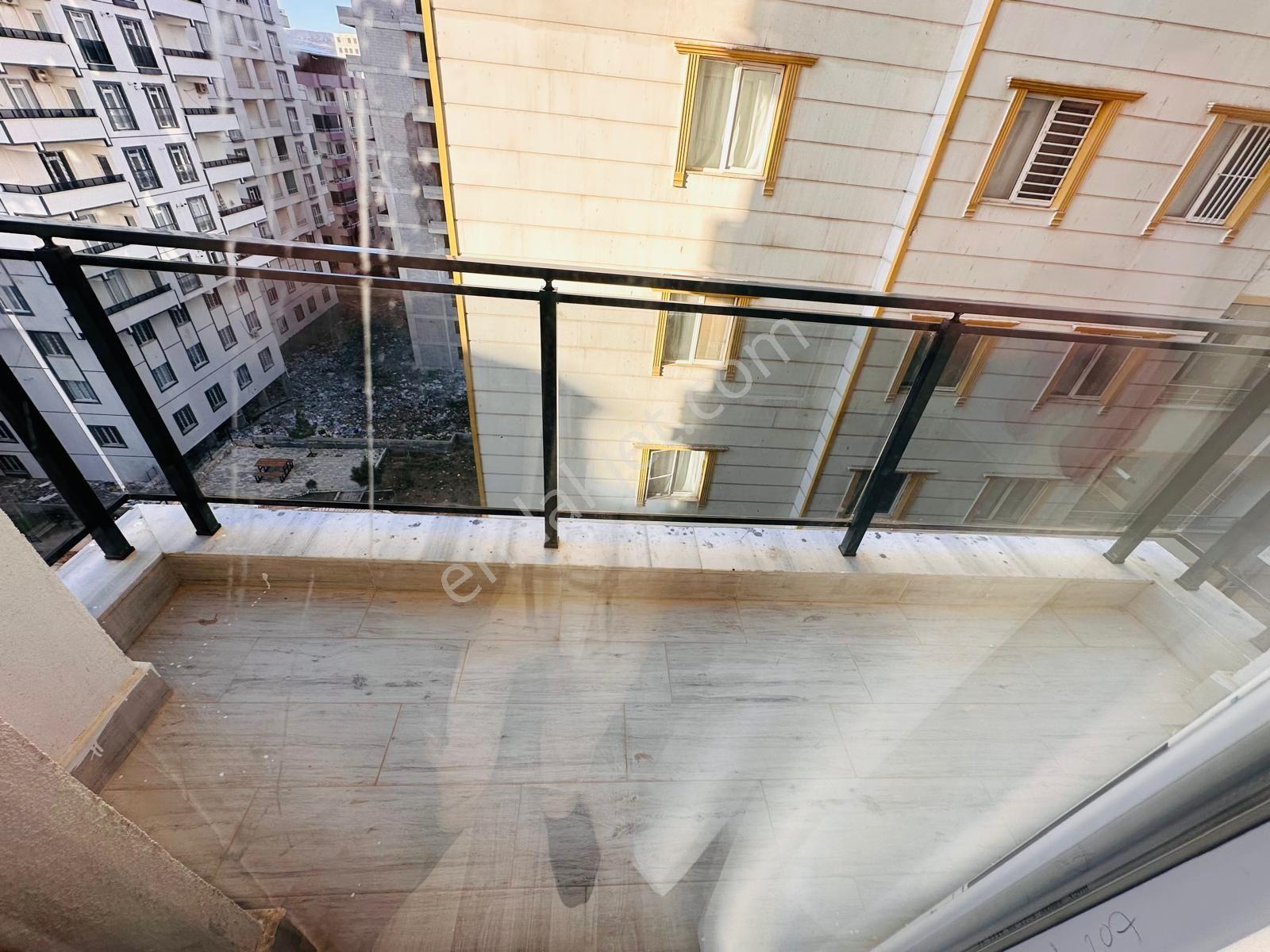 Dinç Emlaktan Kiralık Ultra Lüks 1+1 Daire Hastane Konumlu - Görsel 22