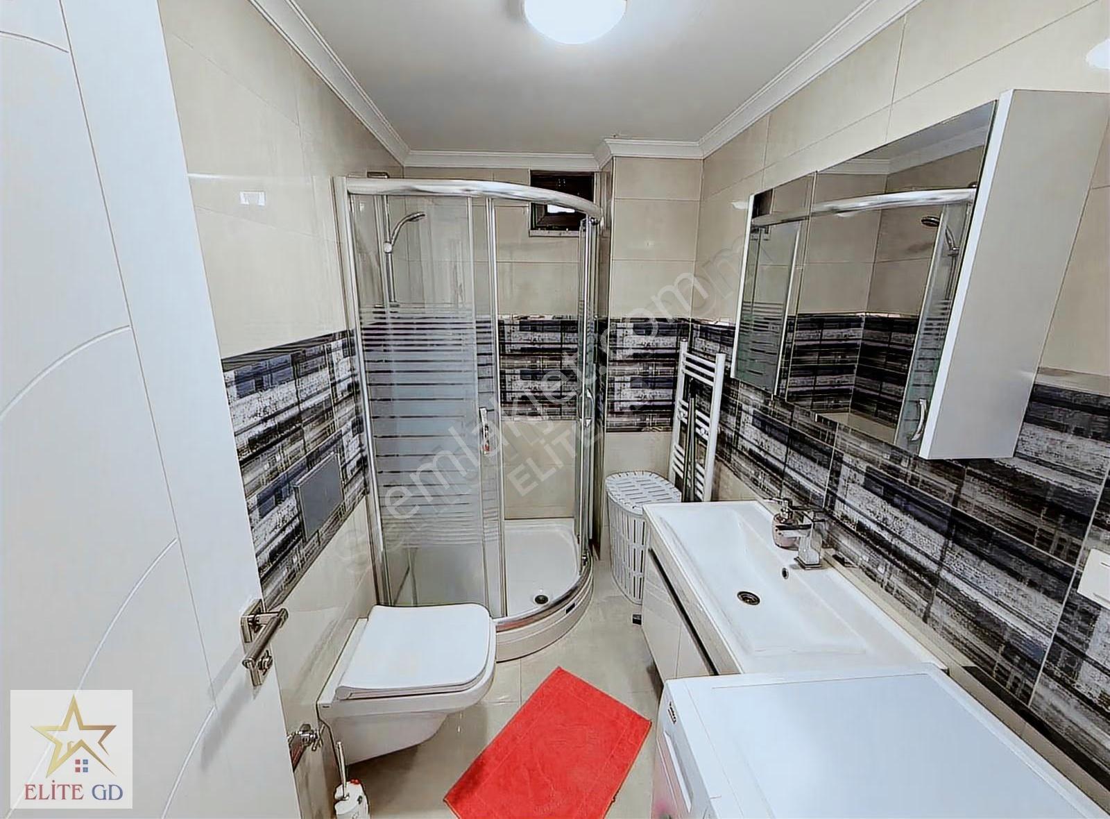 Akçakoca Merkez En Üst Kat Satılık 3+1 Daire Denize Yakın 125m² - Görsel 8