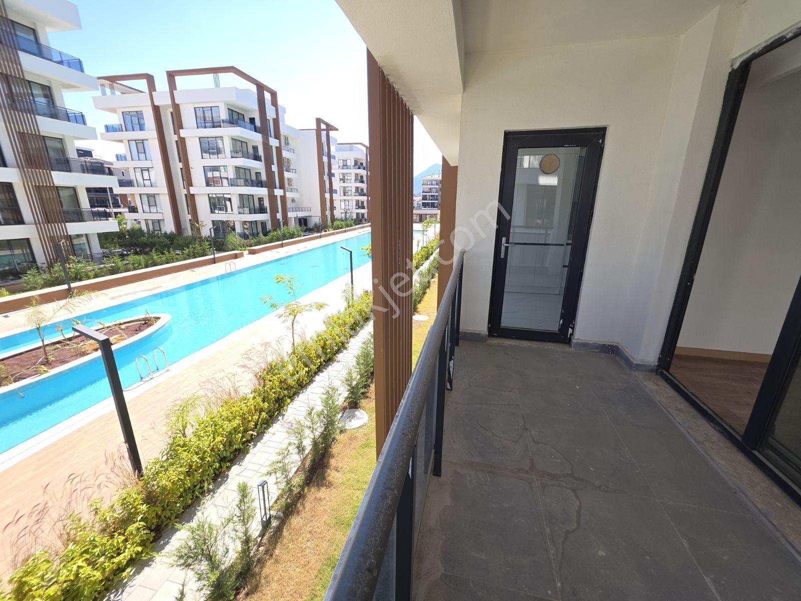 Geniş 1+1 Ara Kat / Havuzlu Sitede / Yeniköy - Görsel 5