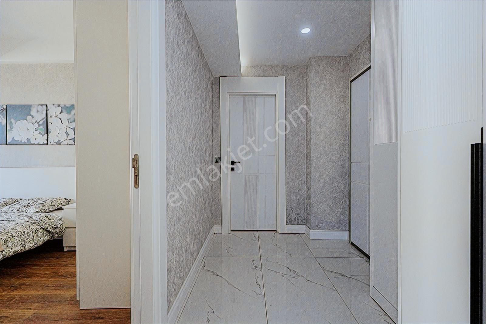 Geniş 1+1 Ara Kat / Havuzlu Sitede / Yeniköy - Görsel 19