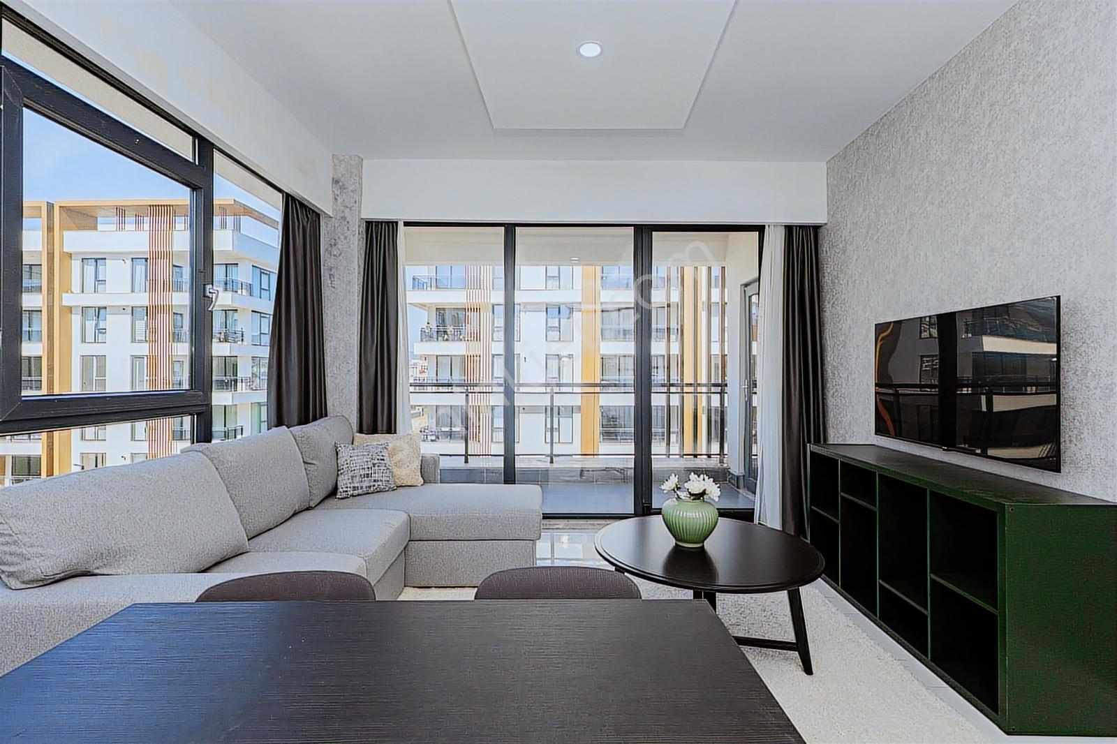 Geniş 1+1 Ara Kat / Havuzlu Sitede / Yeniköy - Görsel 28