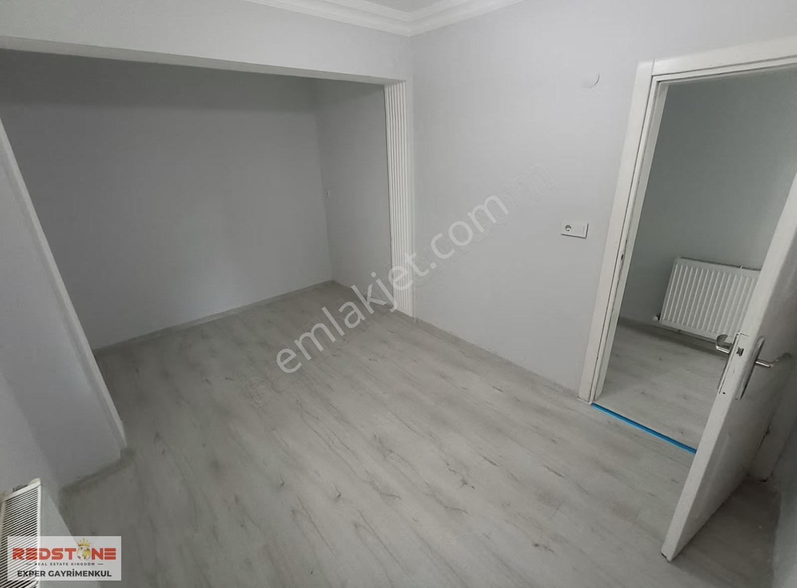 Karasu Merkez Her Yere Yürüme Kombili Cam Balkonlu 2+1 Daire - Görsel 4