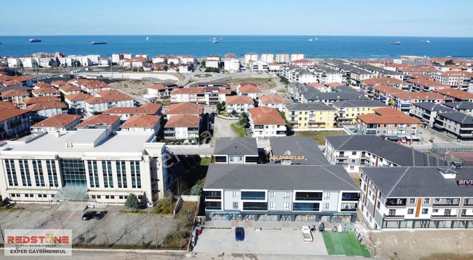 Karasu'da Havuzlu Sitede Satılık Eşyalı 2+1 Ara Kat Lüks Daire - Görsel 9