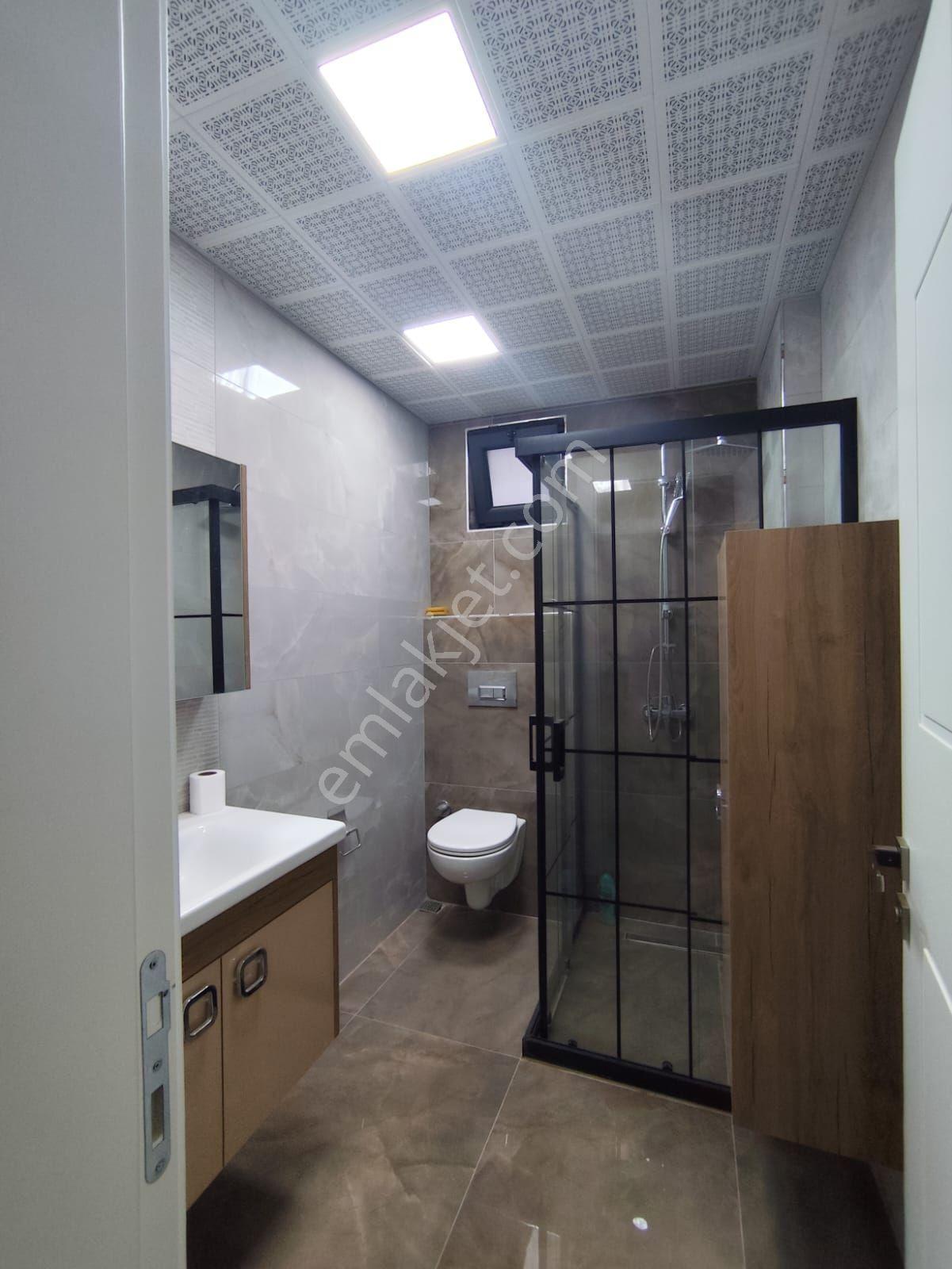 Yeşilbayır’da Doğa İçinde Malikane Konseptinde 6+1 Lüks Dublex Villa Yerden Isıtmalı Sıfır Eşyalı - Görsel 32