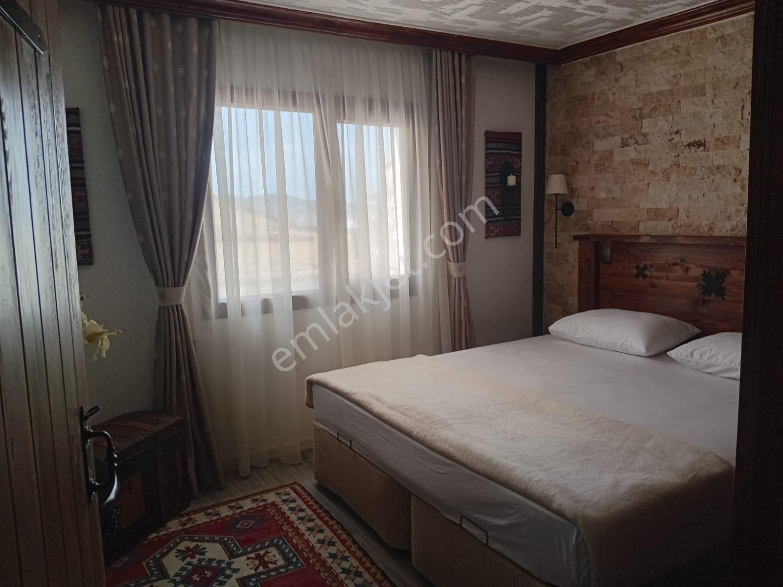 Ayvalık Merkezde Tarihin Kalbinde Kiralık 2,5+1 Müstakil Ev - Görsel 16